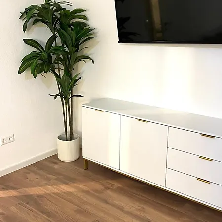 דירה Direkt Am Schloss!