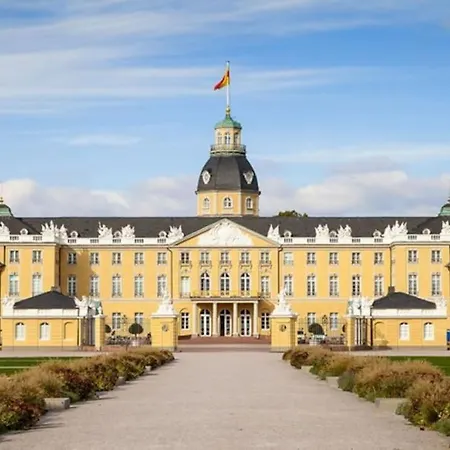 Appartement Direkt Am Schloss! *